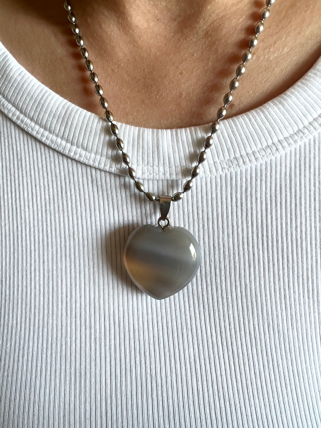 Naia Crystal Heart Necklace (Bead Chain)