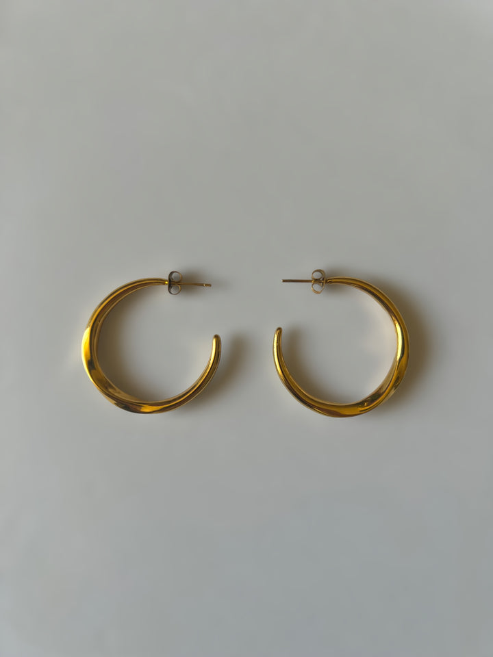 Olivia Hoops