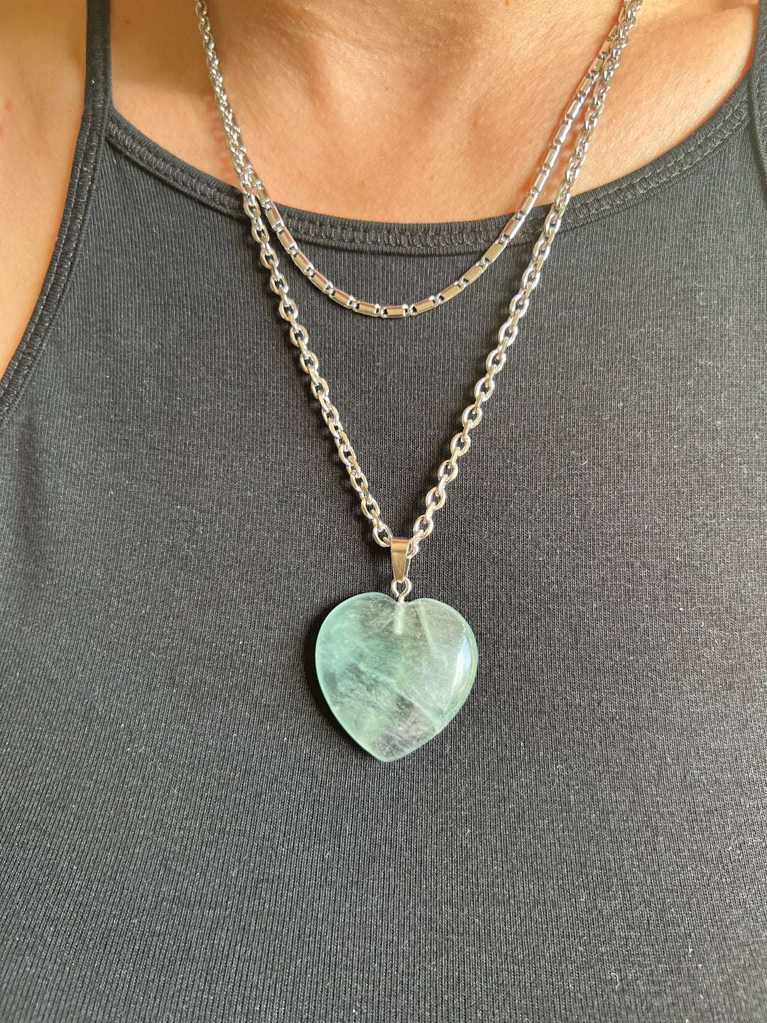 Naia Crystal Heart Necklace (Cable Chain)